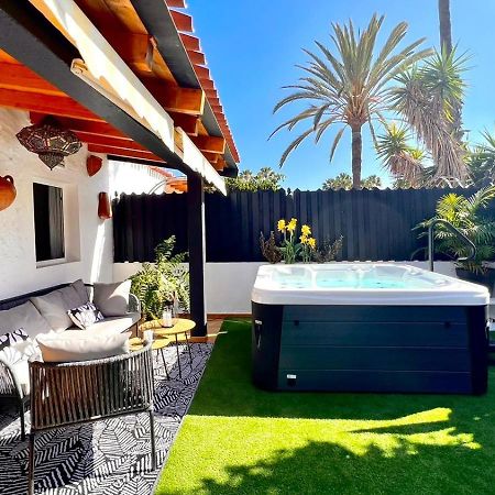 Oasis Beach Holiday Home With Jacuzzi Playa del Inglés Zewnętrze zdjęcie