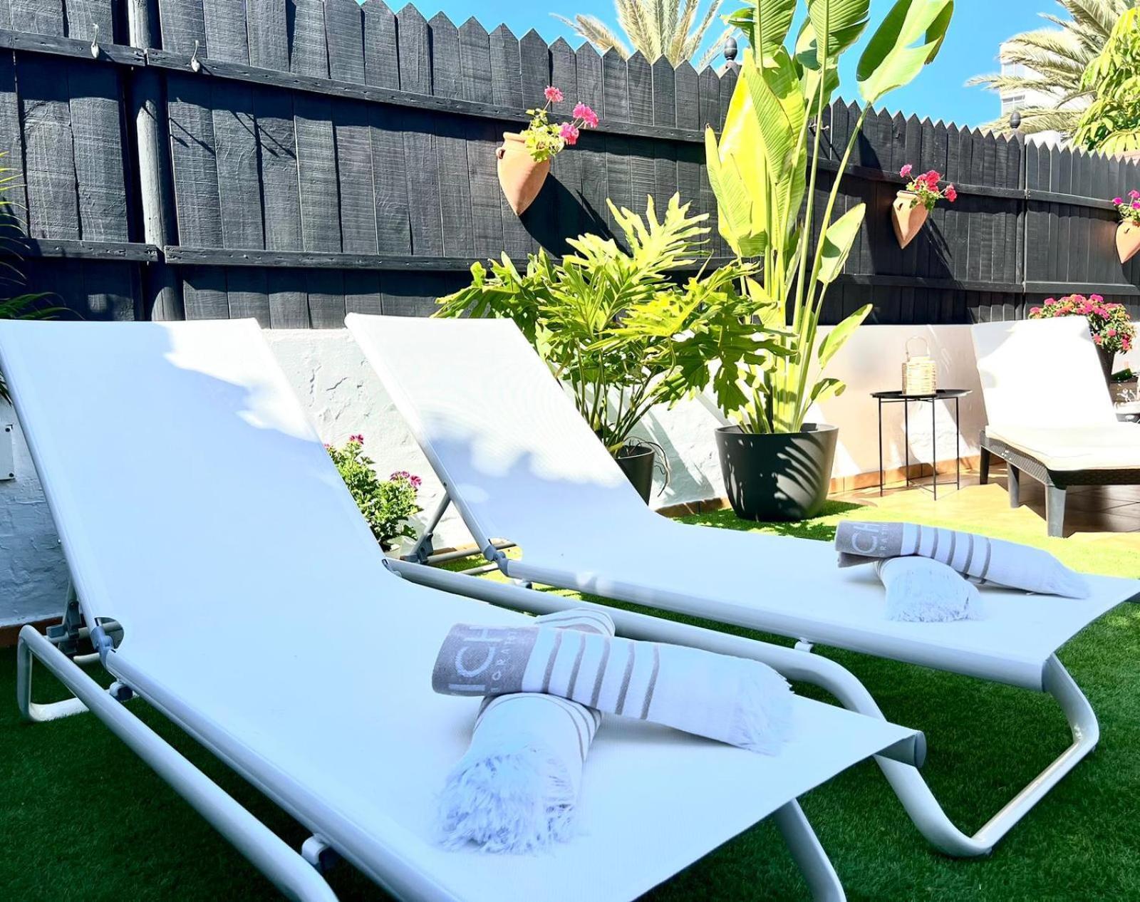 Oasis Beach Holiday Home With Jacuzzi Playa del Inglés Zewnętrze zdjęcie